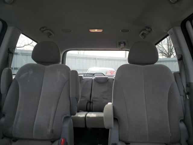 KNDMG4C72E6577470 - 2014 KIA SEDONA LX SILVER photo 10