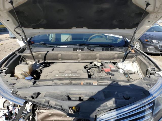 2LMTJ8LR5GBL46198 - 2016 LINCOLN MKX RESERVE WHITE photo 12