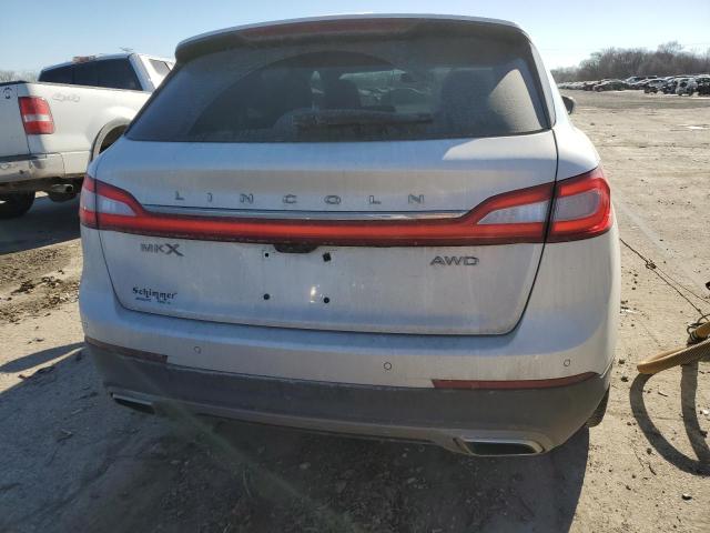 2LMTJ8LR5GBL46198 - 2016 LINCOLN MKX RESERVE WHITE photo 6