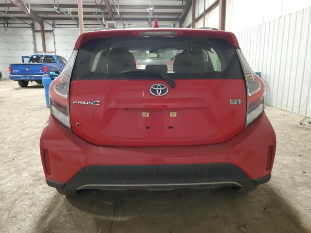 JTDKDTB34J1618746 - 2018 TOYOTA PRIUS C RED photo 6