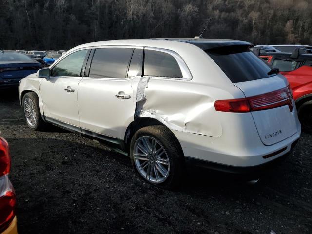 2LMHJ5AT9KBL02796 - 2019 LINCOLN MKT WHITE photo 2