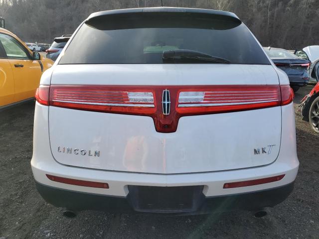 2LMHJ5AT9KBL02796 - 2019 LINCOLN MKT WHITE photo 6