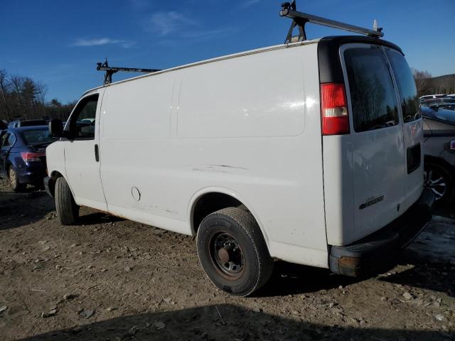 1GCGG25CX81154701 - 2008 CHEVROLET EXPRESS G2 WHITE photo 2