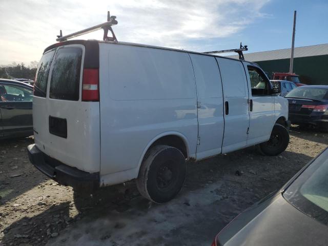 1GCGG25CX81154701 - 2008 CHEVROLET EXPRESS G2 WHITE photo 3