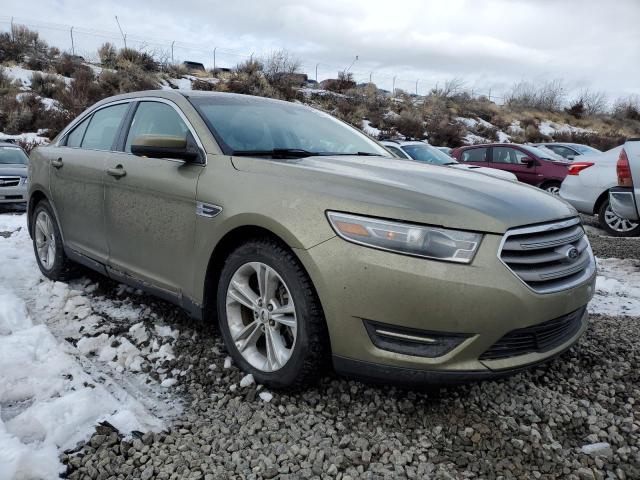 1FAHP2E93DG230586 - 2013 FORD TAURUS SEL GREEN photo 4