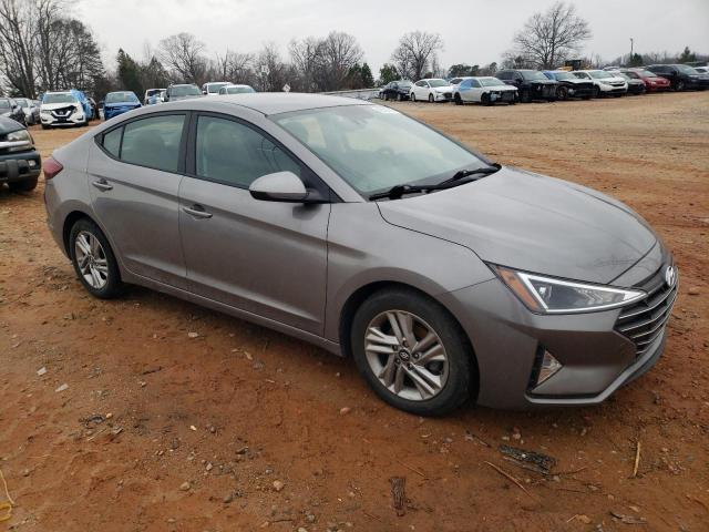 KMHD84LF2LU076748 - 2020 HYUNDAI ELANTRA SEL GRAY photo 4