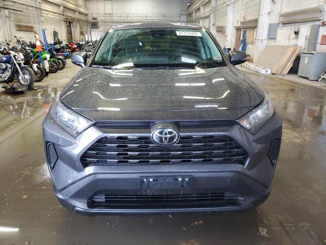 2T3G1RFV4NW311422 - 2022 TOYOTA RAV4 LE GRAY photo 5