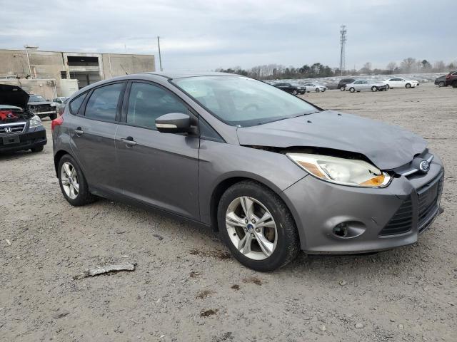 1FADP3K29EL298542 - 2014 FORD FOCUS SE CHARCOAL photo 4