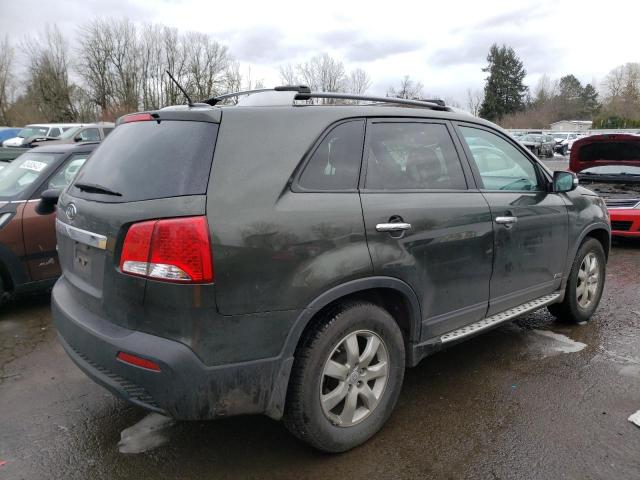 5XYKTDA20BG168676 - 2011 KIA SORENTO BASE GREEN photo 3