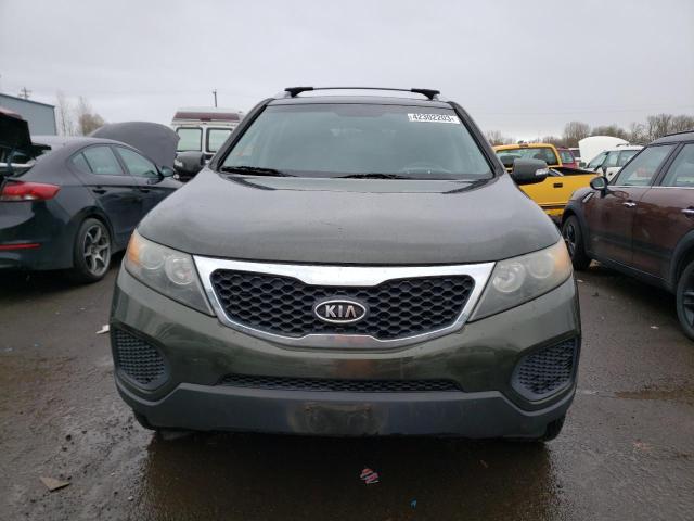 5XYKTDA20BG168676 - 2011 KIA SORENTO BASE GREEN photo 5