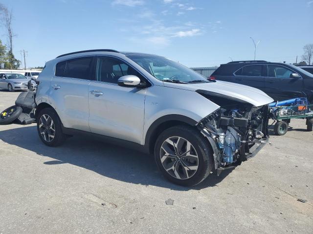 KNDPNCAC8L7820347 - 2020 KIA SPORTAGE EX SILVER photo 4