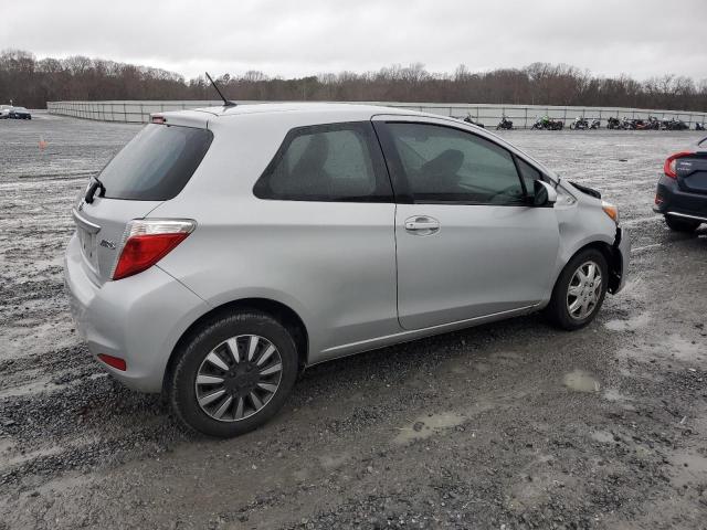 JTDJTUD39CD513624 - 2012 TOYOTA YARIS SILVER photo 3