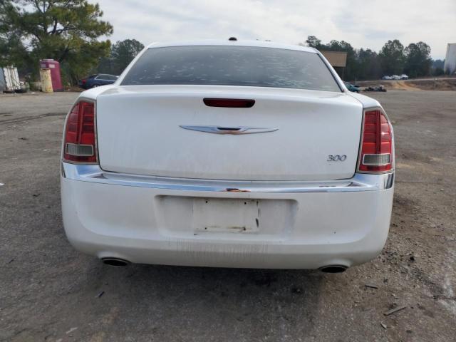 2C3CCAAG9DH556500 - 2013 CHRYSLER 300 WHITE photo 6