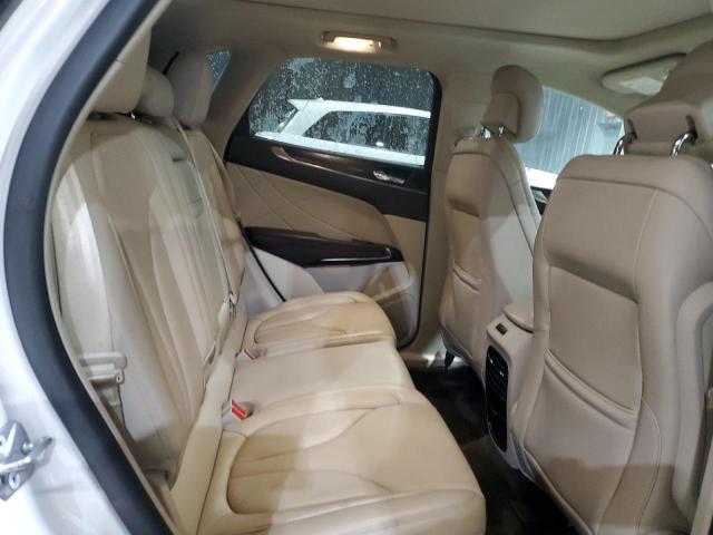 5LMCJ3D91HUL34118 - 2017 LINCOLN MKC RESERVE თეთრი ფოტო 11