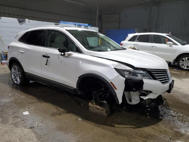 5LMCJ3D91HUL34118 - 2017 LINCOLN MKC RESERVE თეთრი ფოტო 4