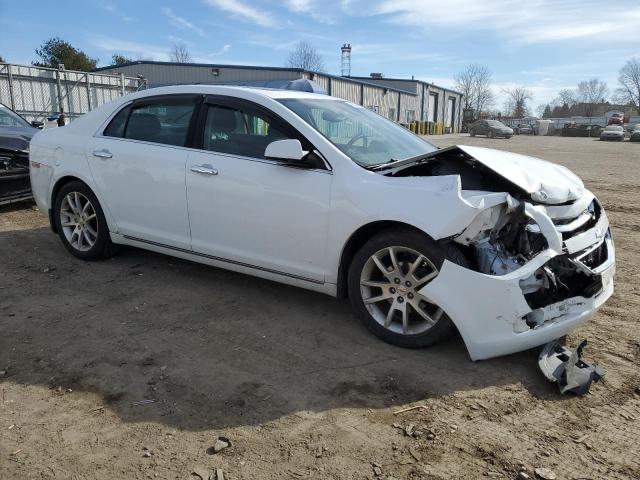 1G1ZE5E18BF353733 - 2011 CHEVROLET MALIBU LTZ WHITE photo 4