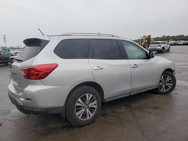 5N1DR2MM2HC908696 - 2017 NISSAN PATHFINDER S 银色 照片 3