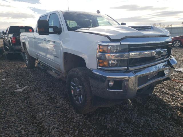 1GC4KZCY8JF106342 - 2018 CHEVROLET SILVERADO K3500 LT WHITE photo 4