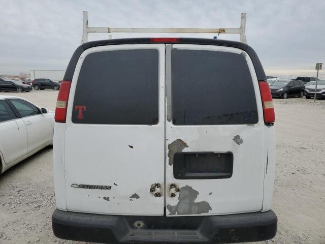 1GCHG39K181117242 - 2008 CHEVROLET EXPRESS G3 WHITE photo 6