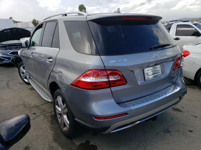 4JGDA5HB7FA535388 - 2015 MERCEDES-BENZ ML 350 4MATIC SILVER photo 2