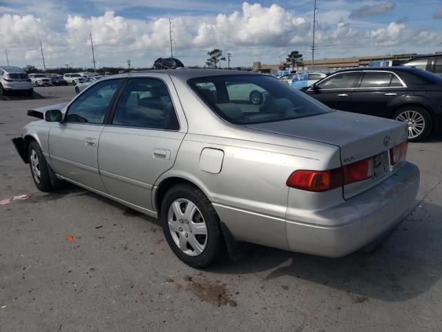 JT2BG22K2Y0416909 - 2000 TOYOTA CAMRY CE GRAY photo 2