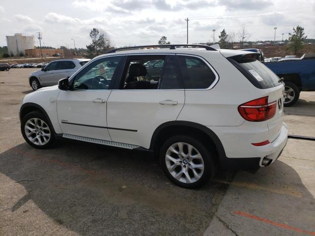 5UXZV4C53D0E14498 - 2013 BMW X5 XDRIVE35I WHITE photo 2