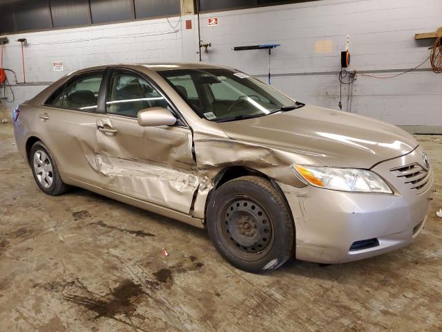 4T4BE46K08R011628 - 2008 TOYOTA CAMRY CE TAN photo 4