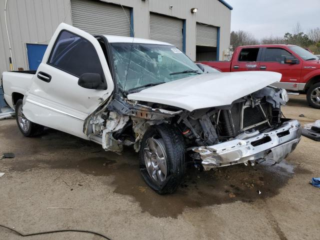 2GCEC19V731247767 - 2003 CHEVROLET SILVERADO C1500 WHITE photo 4