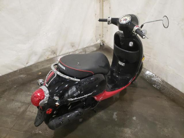 LALAF7008D3004395 - 2013 HONDA NCH50 BLACK photo 4