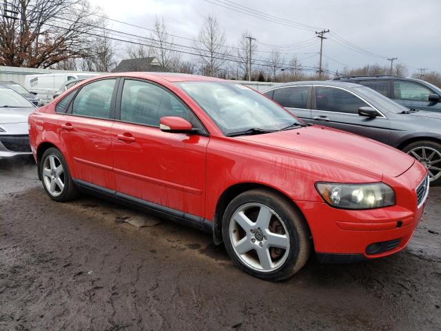 YV1MH682462219313 - 2006 VOLVO S40 T5 RED photo 4