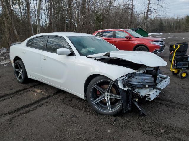 2C3CDXBG5KH630717 - 2019 DODGE CHARGER SXT WHITE photo 4