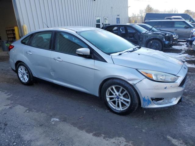 1FADP3F21FL338446 - 2015 FORD FOCUS SE SILVER photo 4