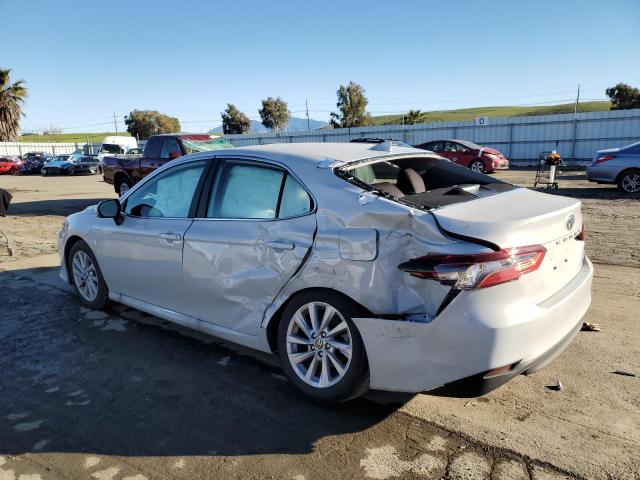 4T1R11AK6RU217452 - 2024 TOYOTA CAMRY LE WHITE photo 2