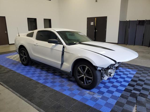 1ZVBP8AMXC5259071 - 2012 FORD MUSTANG WHITE photo 4