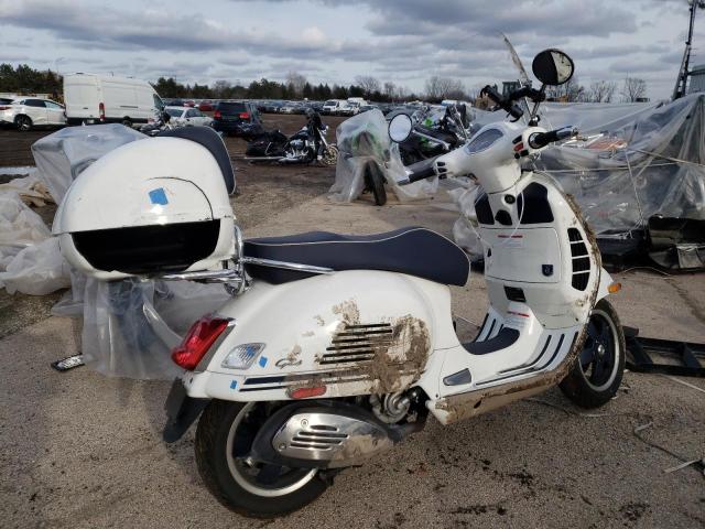 ZAPMA39L2K5201075 - 2019 VESPA GTS300 WHITE photo 4