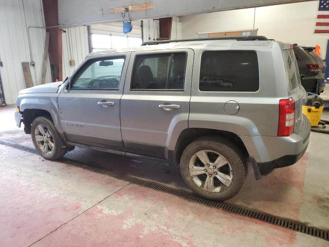 1C4NJRFBXHD113443 - 2017 JEEP PATRIOT LATITUDE SILVER photo 2