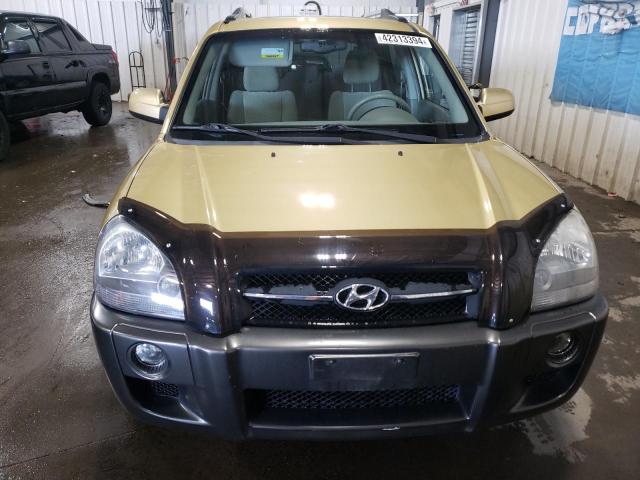 KM8JN72D25U142117 - 2005 HYUNDAI TUCSON GLS GOLD photo 5