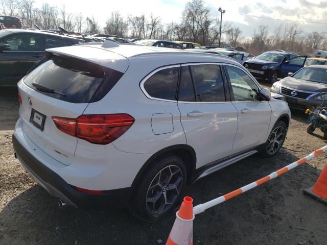 WBXHT3C53K3H35971 - 2019 BMW X1 XDRIVE28I WHITE photo 3