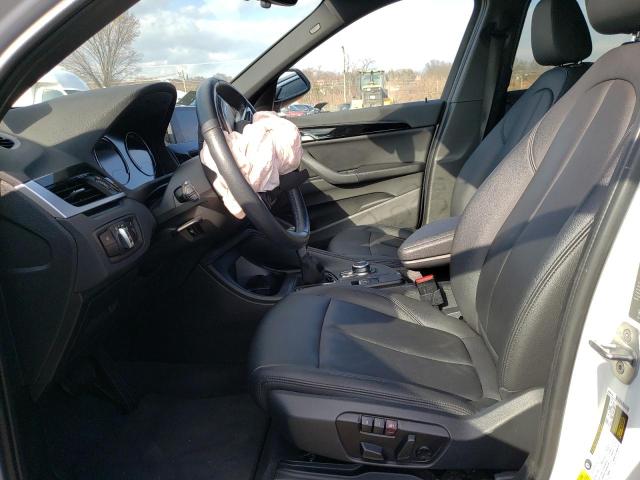 WBXHT3C53K3H35971 - 2019 BMW X1 XDRIVE28I WHITE photo 7