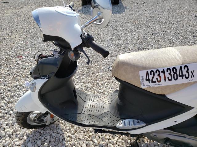 RFVPAC200N1020783 - 2022 GENUINE SCOOTER CO. BUDDY 125 WHITE photo 7