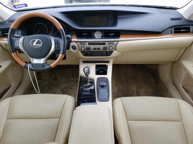 JTHBW1GG5F2092217 - 2015 LEXUS ES 300H GOLD photo 8