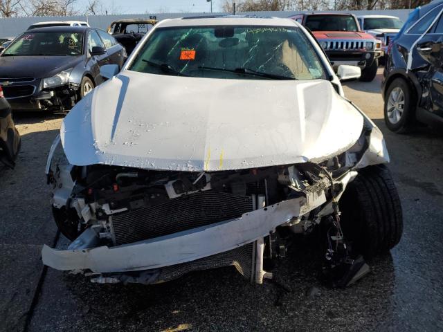 1G11C5SL3FF186406 - 2015 CHEVROLET MALIBU 1LT WHITE photo 5