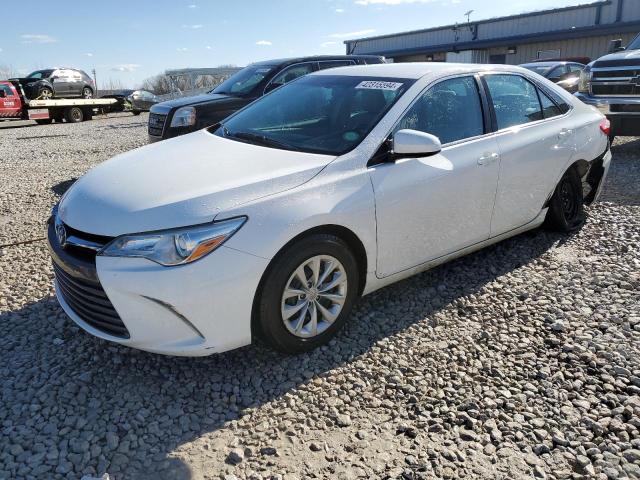 4T4BF1FK7FR470745 - 2015 TOYOTA CAMRY LE WHITE photo 1