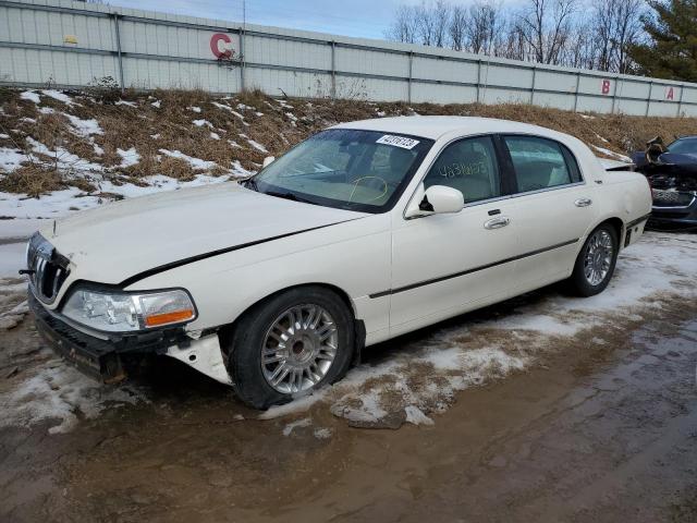 1LNHM82V07Y605559 - 2007 LINCOLN TOWN CAR SIGNATURE LIMITED WHITE photo 1