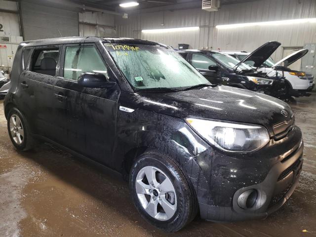 KNDJN2A22J7545482 - 2018 KIA SOUL BLACK photo 4