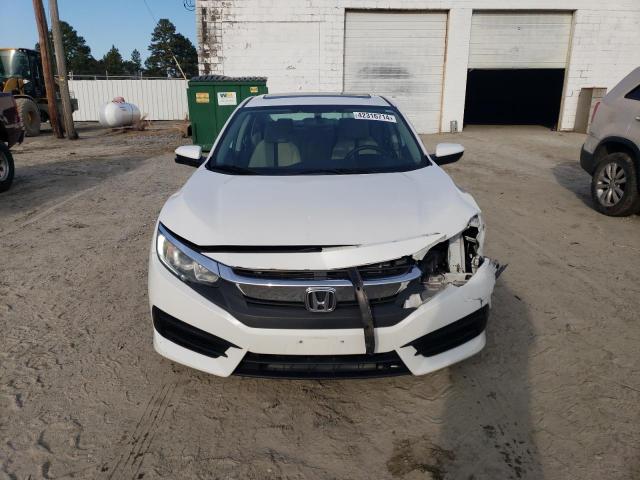 19XFC2F75JE015703 - 2018 HONDA CIVIC EX WHITE photo 5