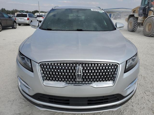 5LMCJ2C94KUL43513 - 2019 LINCOLN MKC SELECT SILVER photo 5