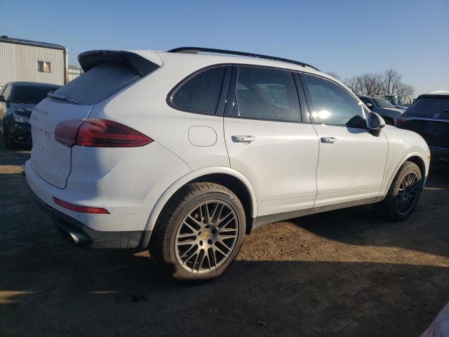 WP1AA2A26HKA83610 - 2017 PORSCHE CAYENNE WHITE photo 3