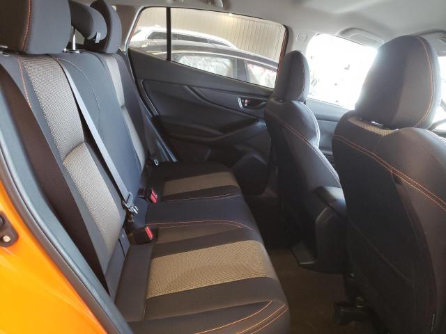 JF2GTABC1JH335016 - 2018 SUBARU CROSSTREK PREMIUM 橙色 照片 11