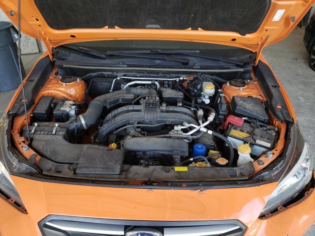JF2GTABC1JH335016 - 2018 SUBARU CROSSTREK PREMIUM 橙色 照片 12